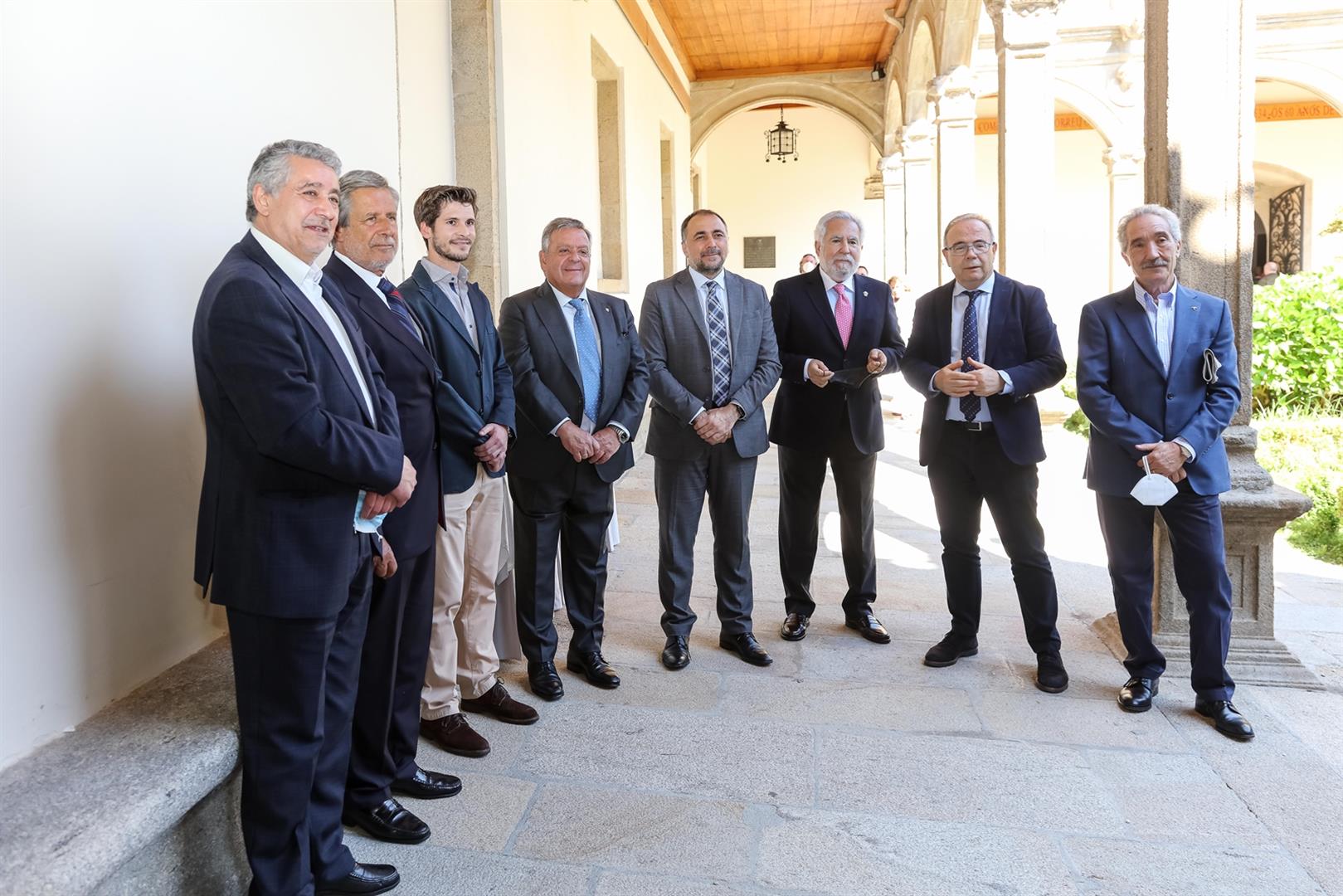 Foto da noticia:Santalices: “A autonomía sentoulle moi ben á sanidade pública galega”